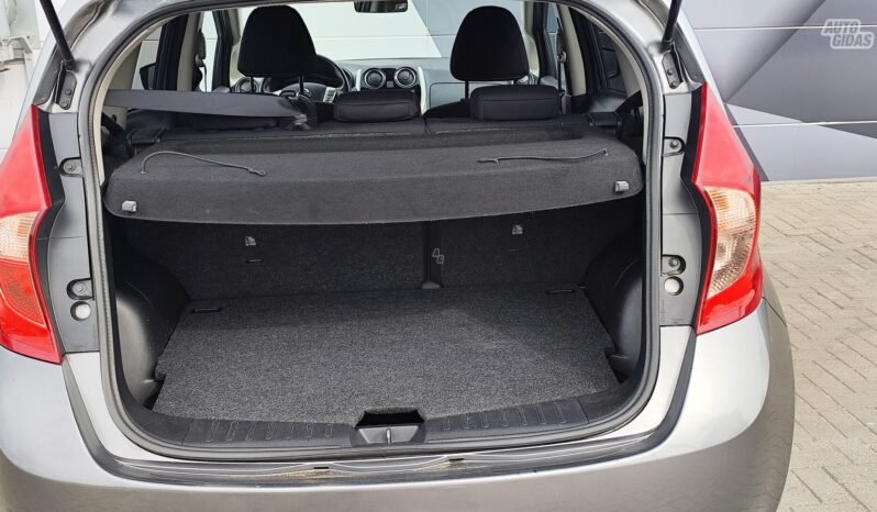 Nissan Note pilnas