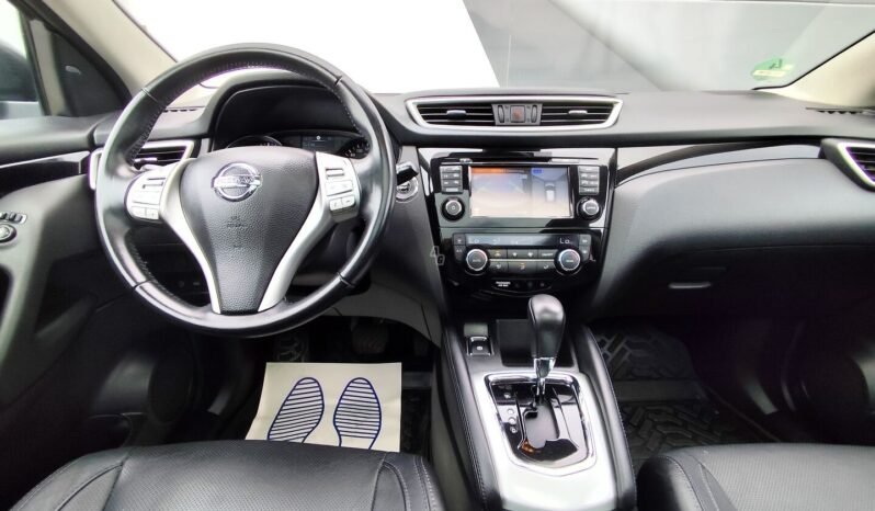 Nissan Qashqai pilnas