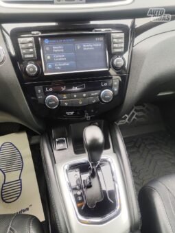 Nissan Qashqai pilnas