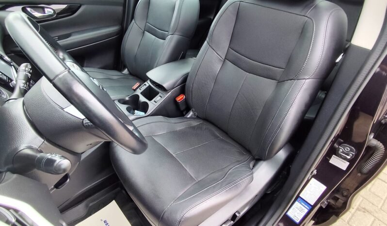 Nissan Qashqai pilnas