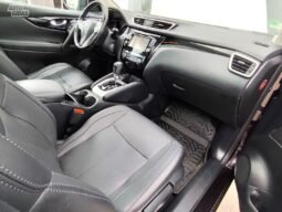 Nissan Qashqai pilnas