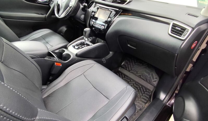 Nissan Qashqai pilnas