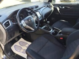 Nissan Qashqai pilnas
