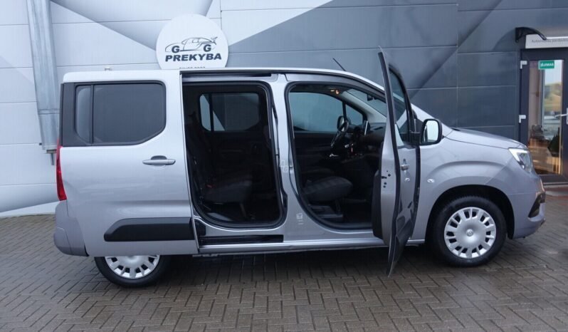 Opel Combo pilnas