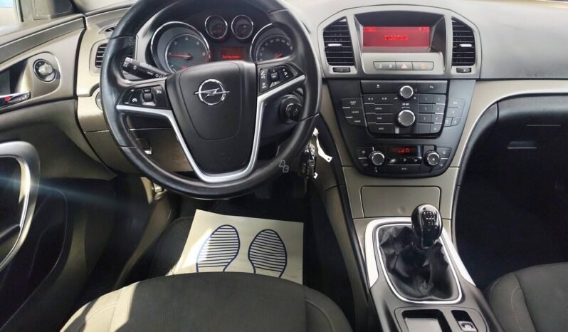 Opel Insignia pilnas