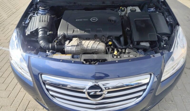 Opel Insignia pilnas