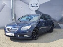 Opel Insignia pilnas
