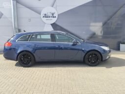 Opel Insignia pilnas