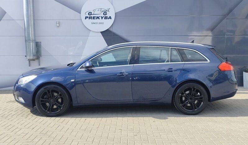 Opel Insignia pilnas