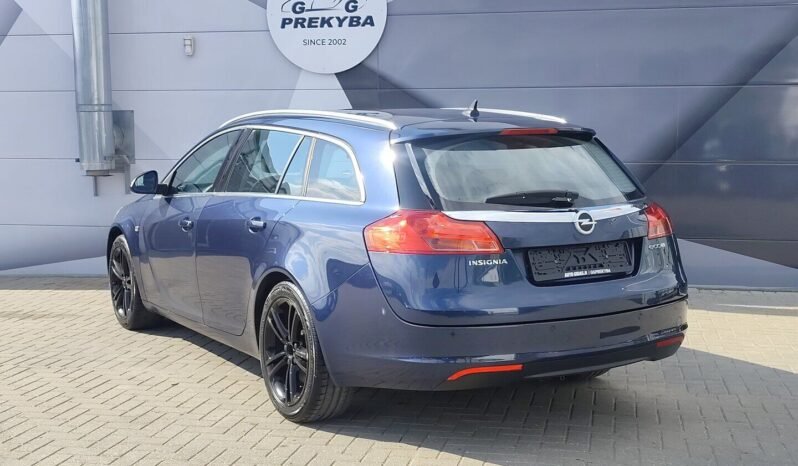 Opel Insignia pilnas