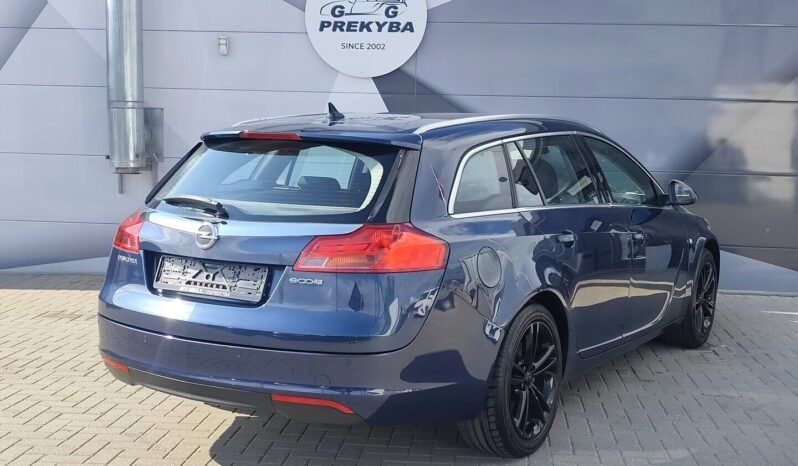 Opel Insignia pilnas