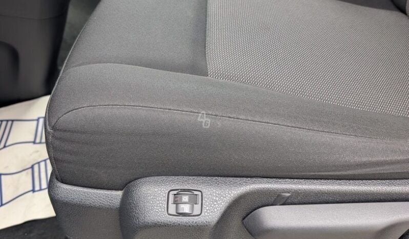 Opel Zafira Life pilnas