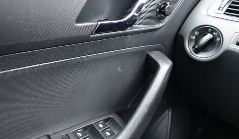 Skoda RAPID pilnas