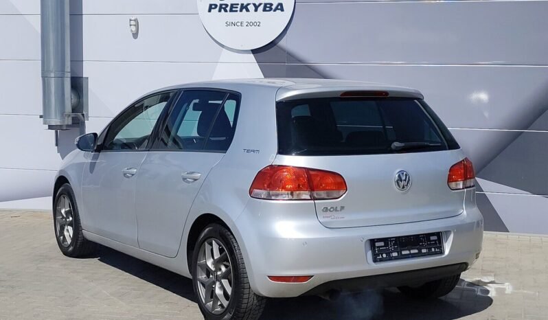 Volkswagen Golf pilnas