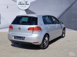 Volkswagen Golf pilnas
