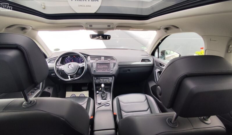 Volkswagen Tiguan pilnas