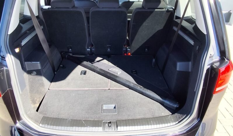 Volkswagen Touran pilnas