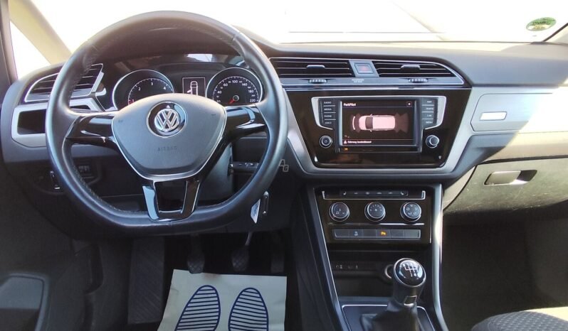 Volkswagen Touran pilnas