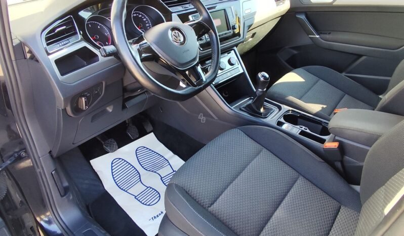 Volkswagen Touran pilnas