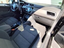 Volkswagen Touran pilnas