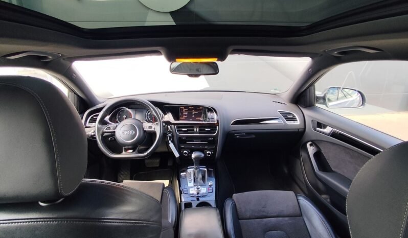 Audi A4 pilnas