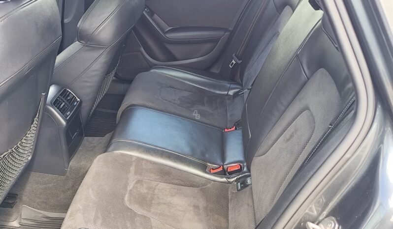 Audi A4 pilnas