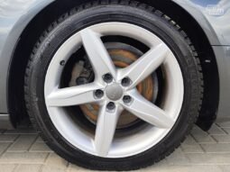 Audi A4 pilnas