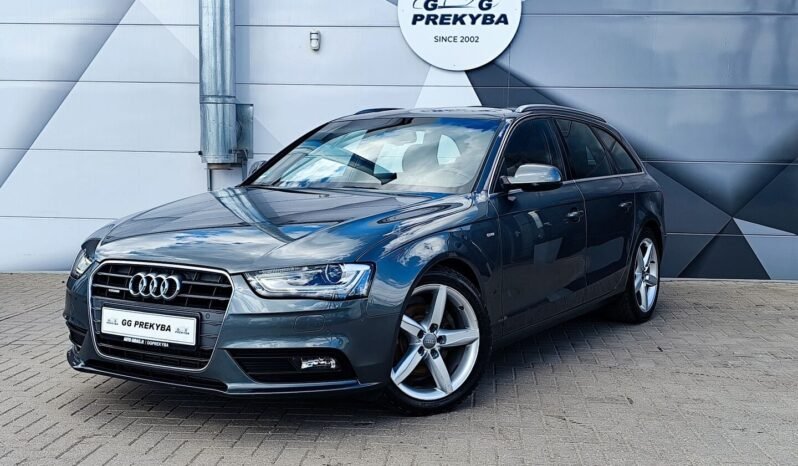 Audi A4 pilnas