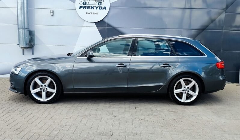 Audi A4 pilnas