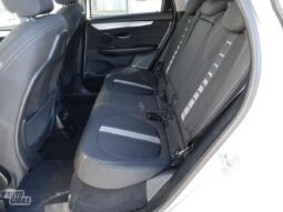 BMW 225 Active Tourer pilnas