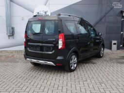 Dacia Dokker pilnas