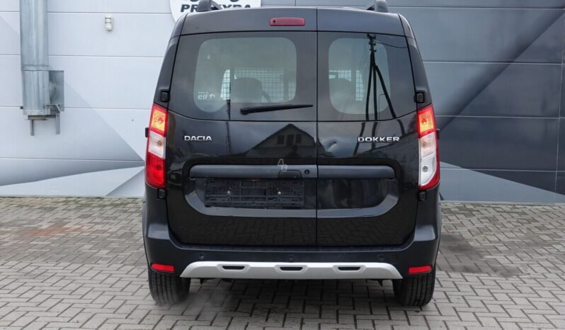 Dacia Dokker pilnas