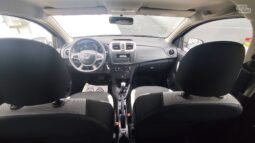 Dacia Logan pilnas