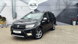 Dacia Logan pilnas