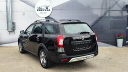 Dacia Logan pilnas