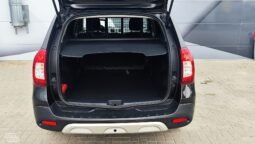 Dacia Logan pilnas