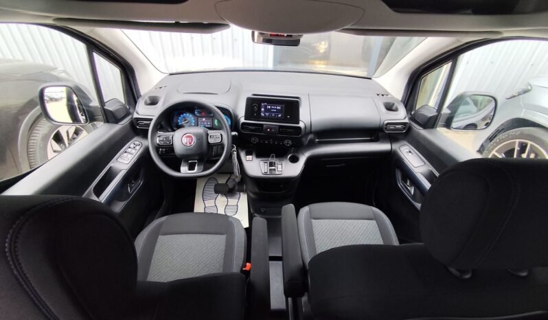 Fiat Doblo pilnas