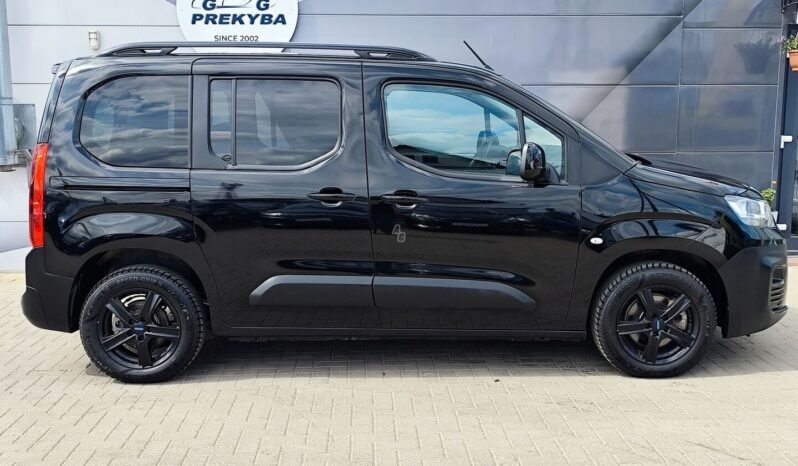 Fiat Doblo pilnas