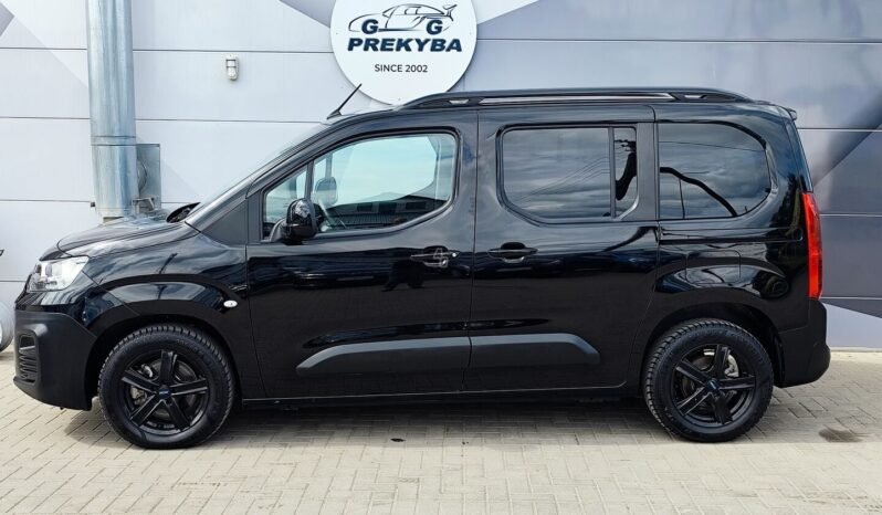 Fiat Doblo pilnas