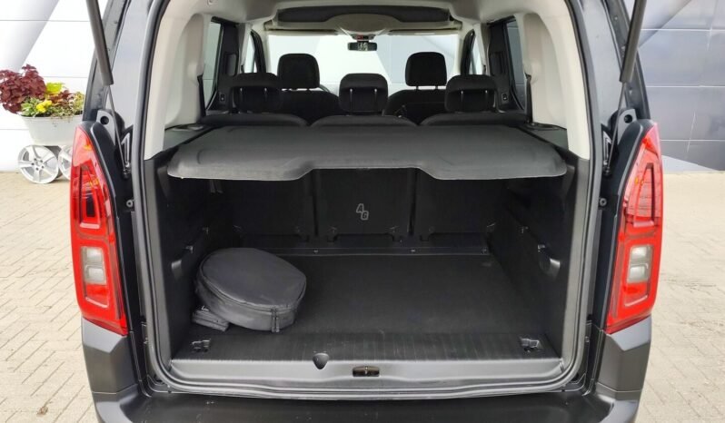 Fiat Doblo pilnas
