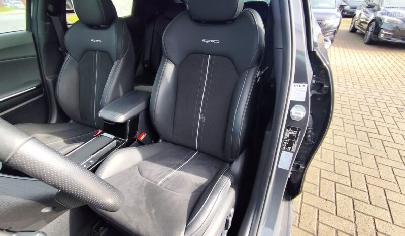 Kia XCeed pilnas
