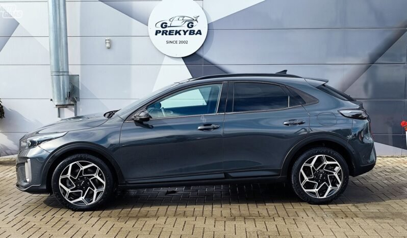 Kia XCeed pilnas