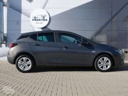 Opel Astra pilnas