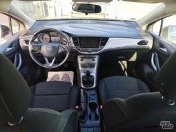 Opel Astra pilnas