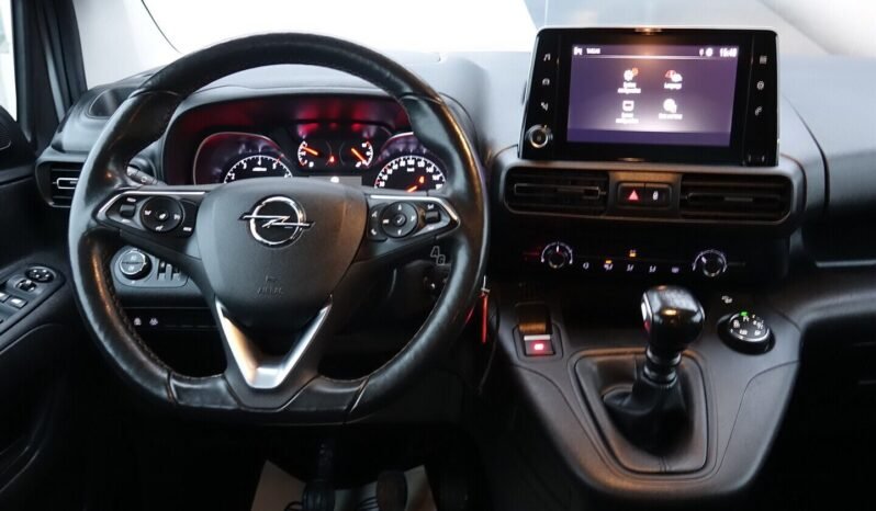 Opel Combo pilnas