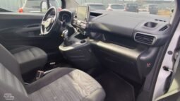 Opel Combo pilnas