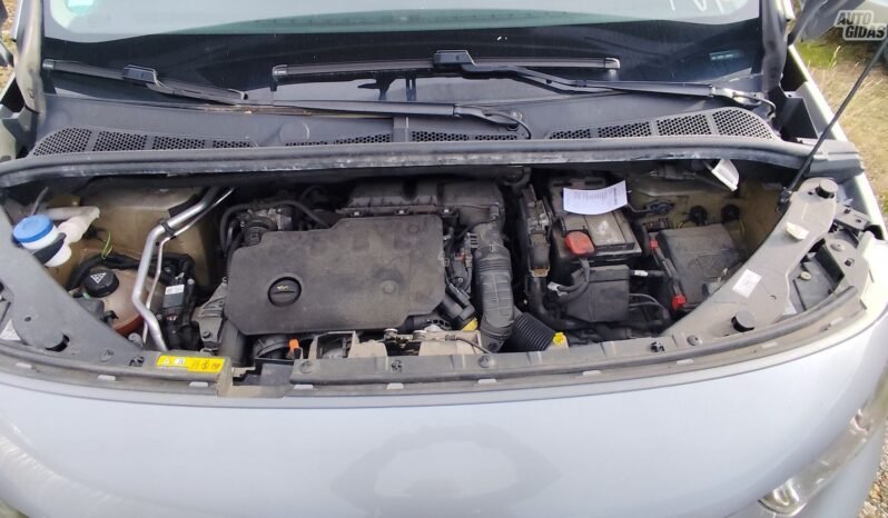 Opel Combo pilnas