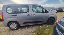 Opel Combo pilnas
