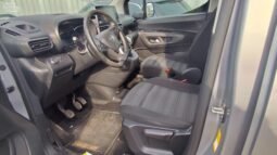 Opel Combo pilnas
