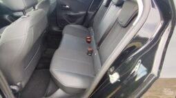 Opel Corsa pilnas